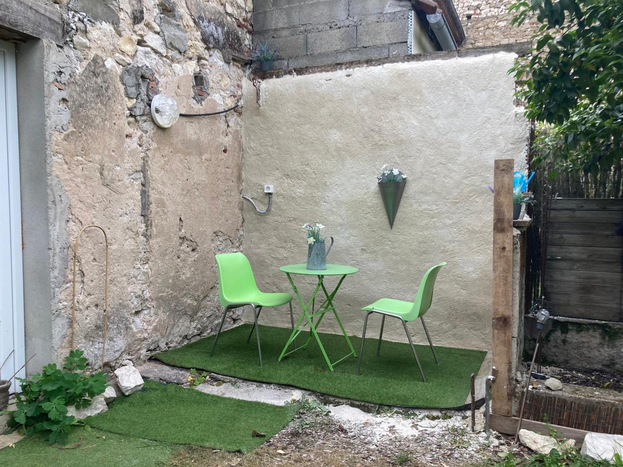 Maison De Campagne A La Ville 洛特河畔的维伦纽夫 外观 照片